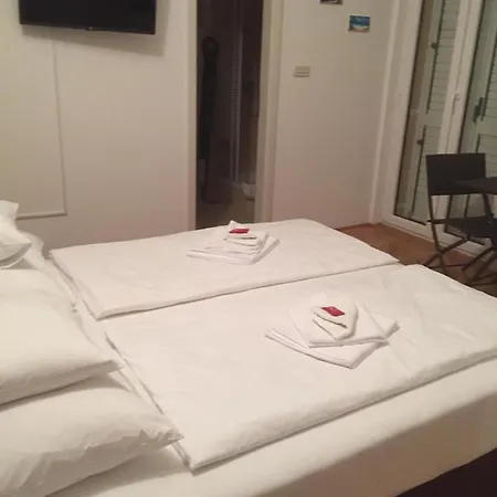 Aparthotel Luna Trogir