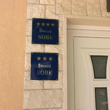 Luna Aparthotel *