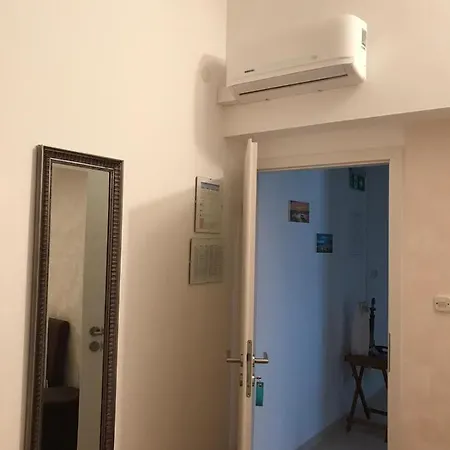 Luna Apartahotel