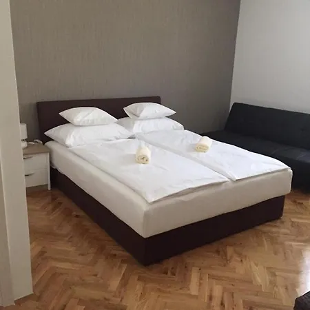 Apartahotel Luna *